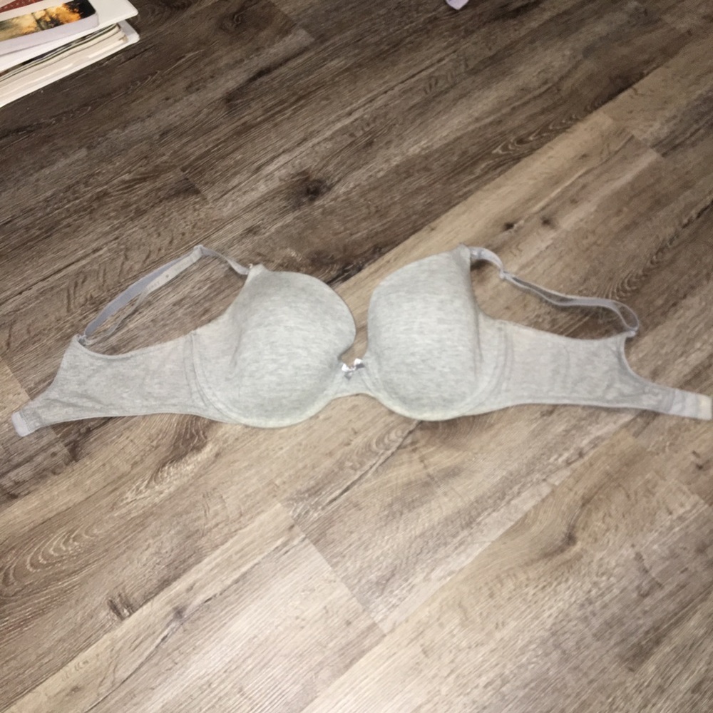 34DD Gray Demi Victoria’s Secret Bra